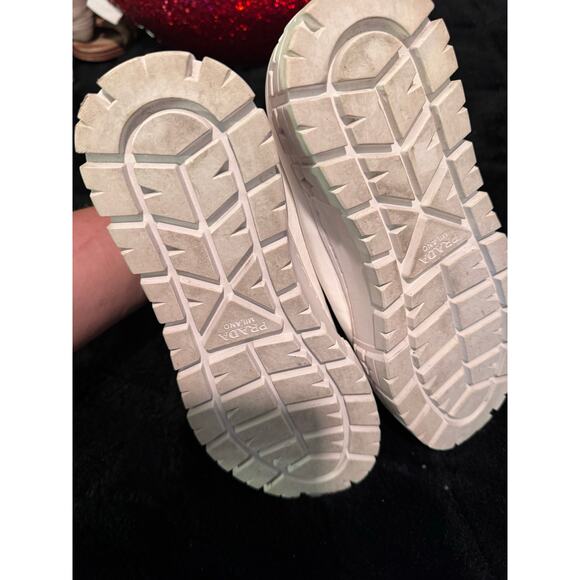 Puma x hello kitty ralph sampson womens mid sneakers sz 7 - Picture 6 of 8